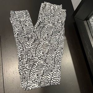Echt essentia leggings. Size s.